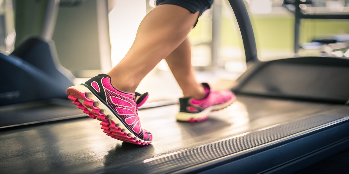 Walking backwards on treadmill for glutes hot sale